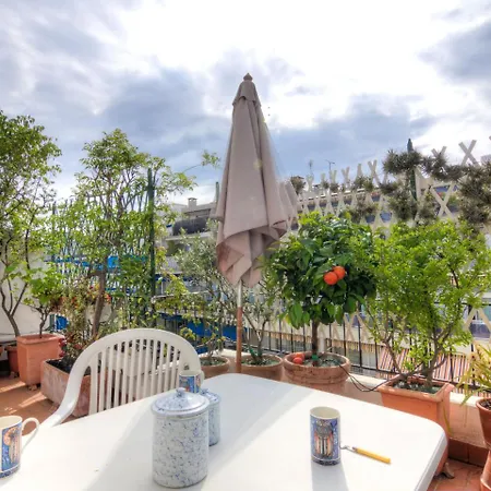 Piron Apartman